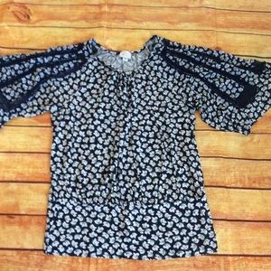 Anthropologie Postage stamp Flowered top Sz M #192